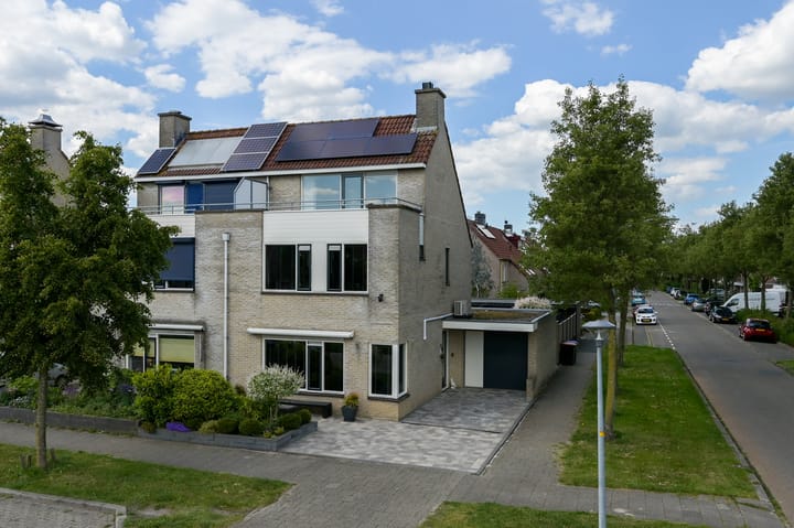 Foto 1 van Lemsterweg 51