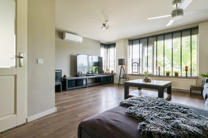 Foto 2 van Lemsterweg 51