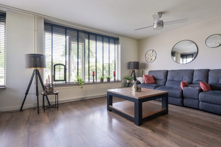 Foto 9 van Lemsterweg 51