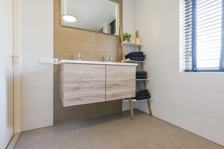 Foto 24 van Lemsterweg 51