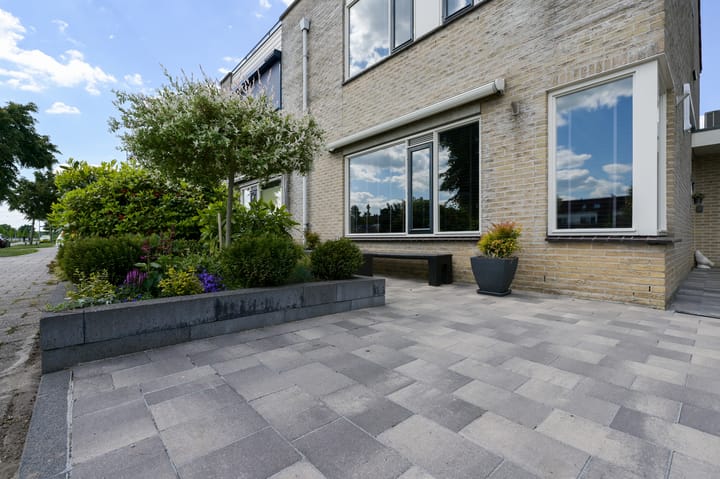 Foto 48 van Lemsterweg 51