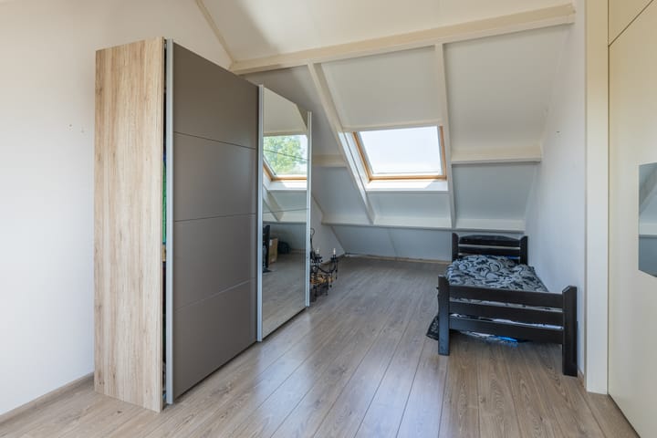 Foto 35 van Smaragd 9