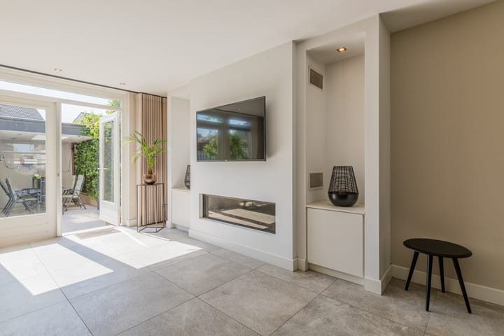 Foto 10 van Smaragd 9