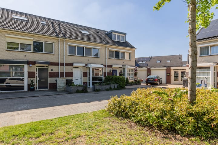 Foto 4 van Smaragd 9