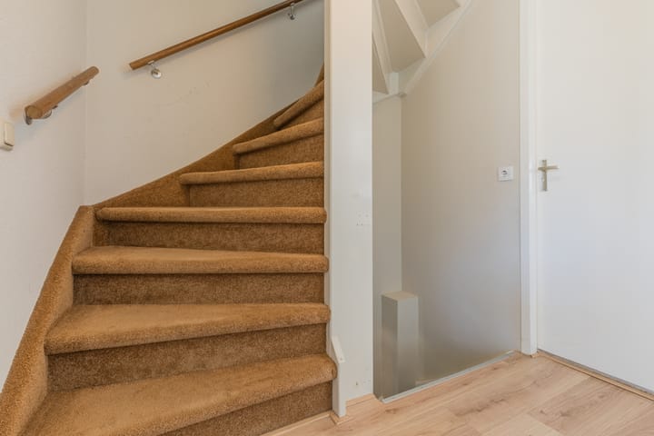 Foto 32 van Smaragd 9