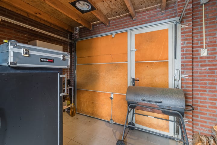 Foto 40 van Smaragd 9