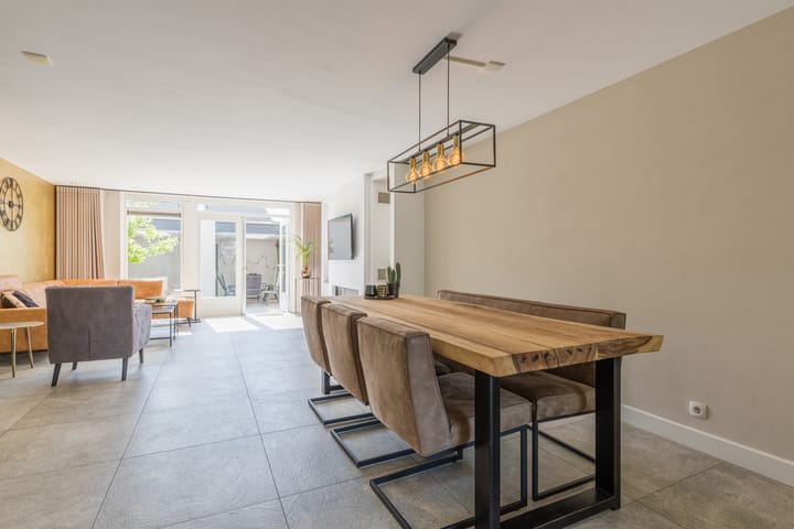 Foto 13 van Smaragd 9