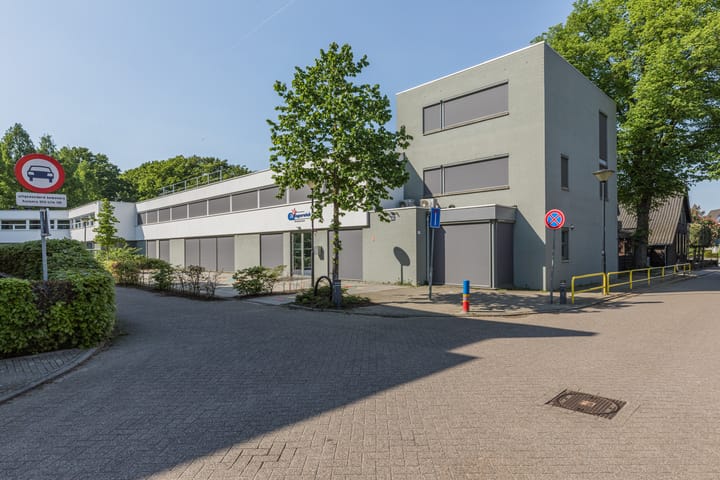 Foto 47 van Smaragd 9