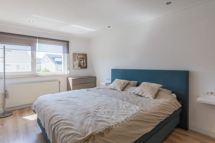 Foto 25 van Smaragd 9