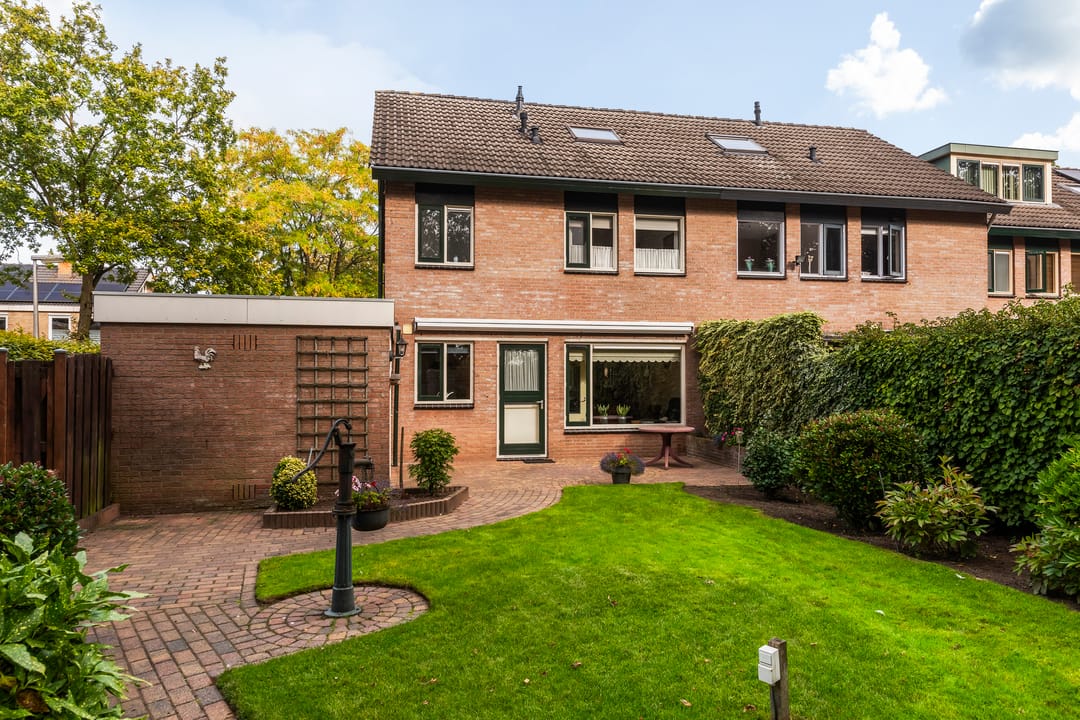 Foto 23 van Anna van Burenplein 2