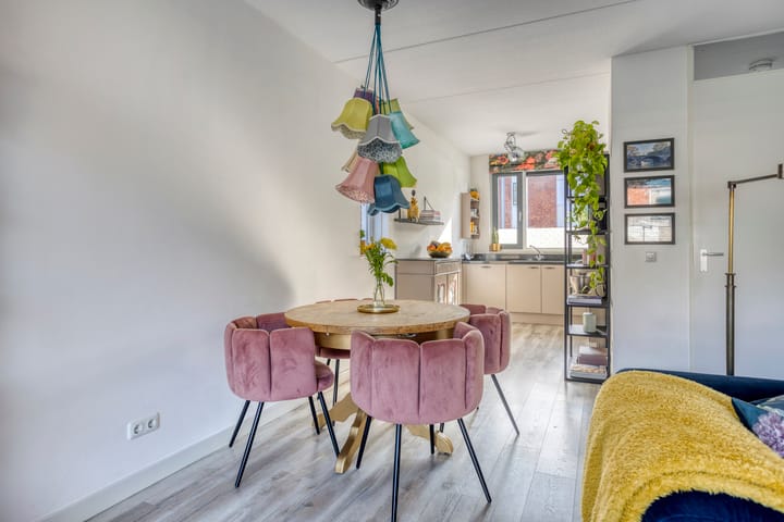 Foto 15 van Van der Willigenstraat 31