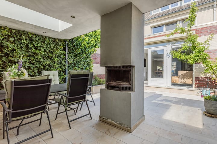 Foto 39 van Smaragd 9