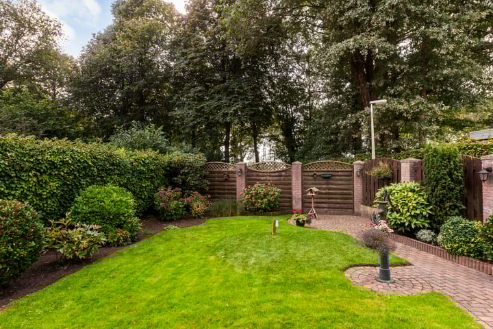 Foto 21 van Anna van Burenplein 2