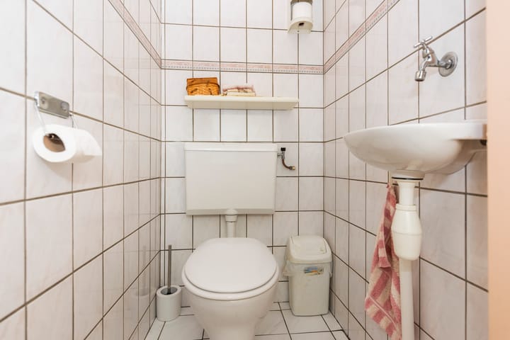 Foto 9 van Anna van Burenplein 2