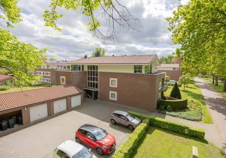 Foto 41 van Meeuwenlaan 9