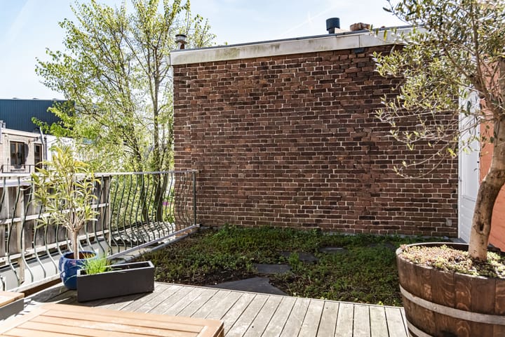 Foto 25 van Djambistraat 9