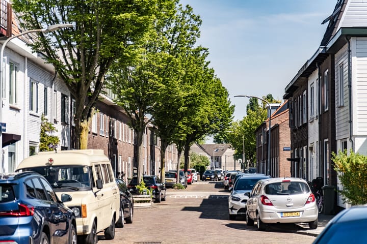 Foto 31 van Djambistraat 9