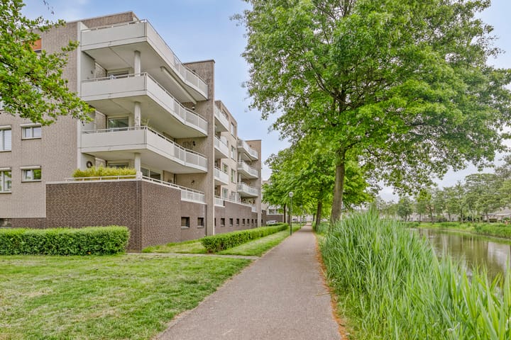 Foto 27 van Meester Broerensingel 86