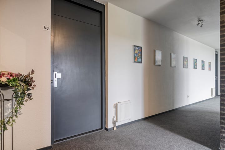 Foto 9 van Meester Broerensingel 86