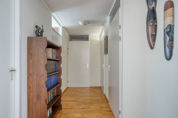 Foto 10 van Meester Broerensingel 86