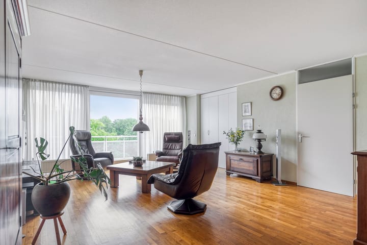 Foto 16 van Meester Broerensingel 86