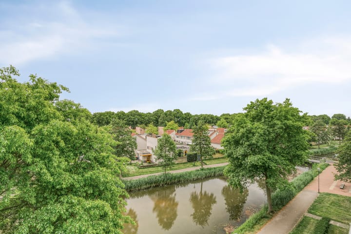 Foto 25 van Meester Broerensingel 86