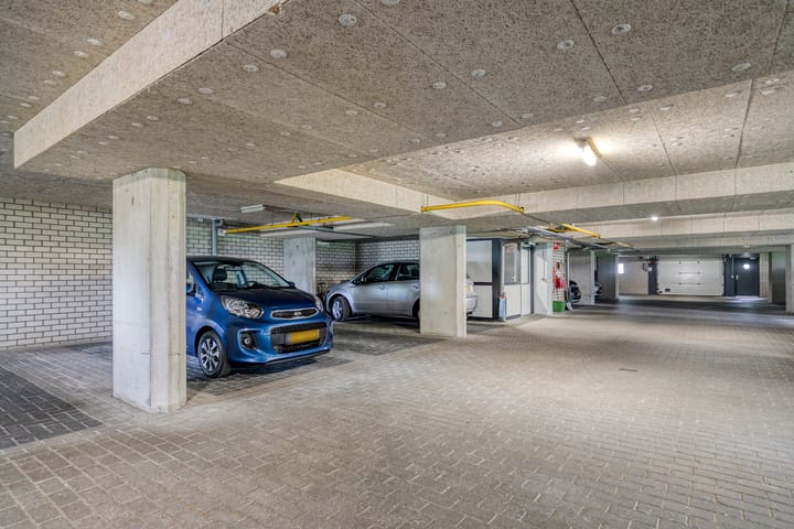 Foto 26 van Meester Broerensingel 86