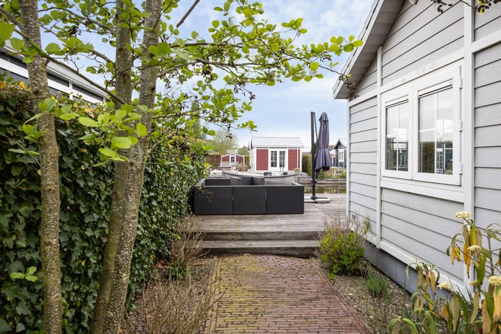 Foto 25 van Bloklaan 22-AGP13