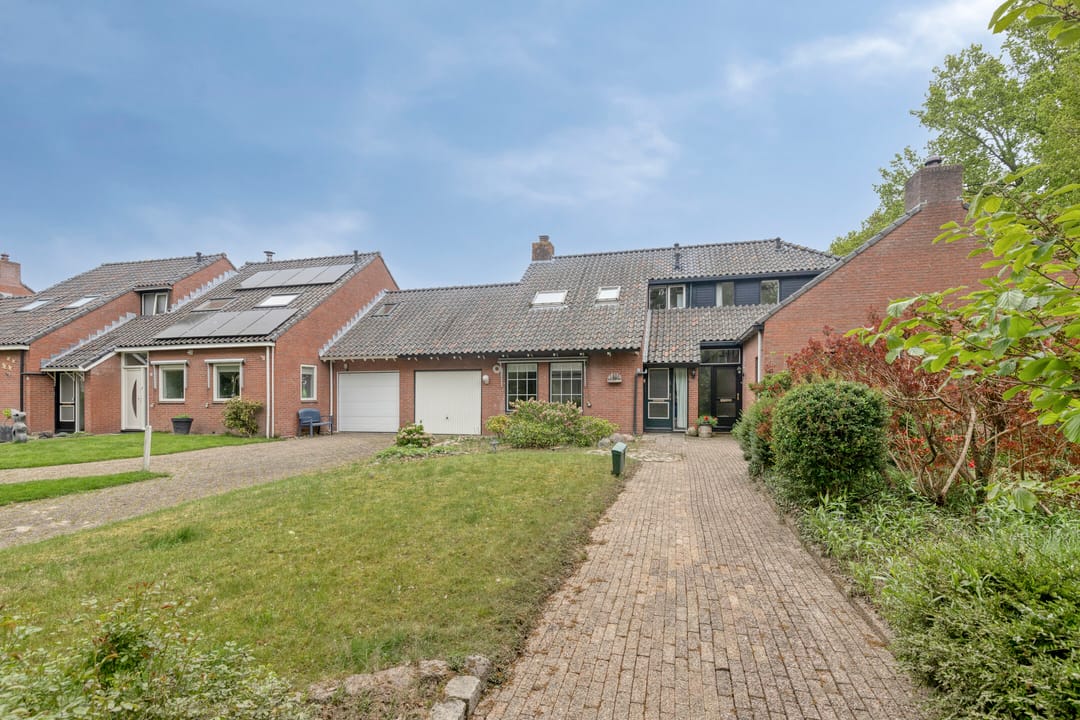 Huis te koop: Wethouder Iwe Hutstraat 113 9351 RD Leek [Funda]