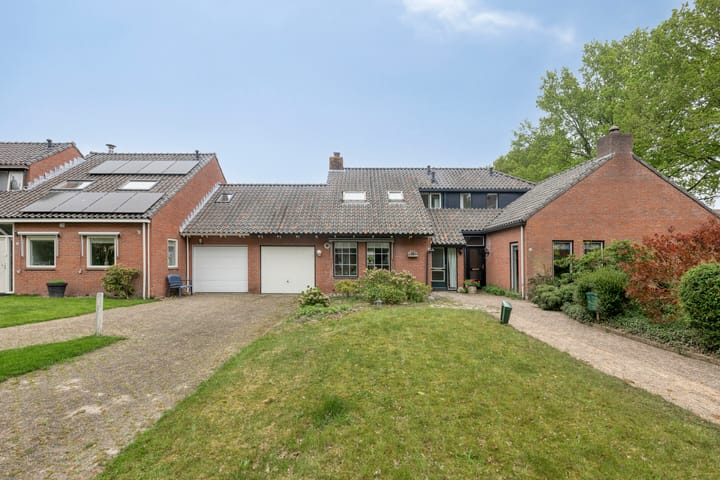 Foto 22 van Wethouder Iwe Hutstraat 113