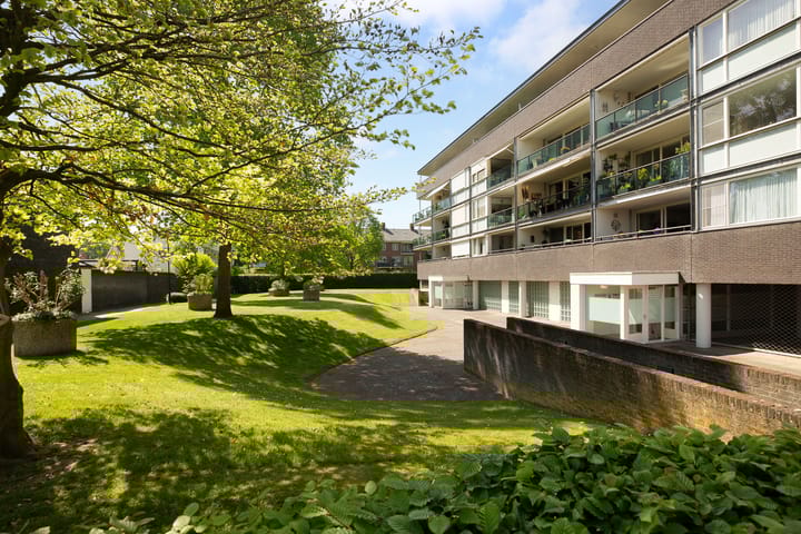 Photo 2 of Frederik Hendrikhof 33