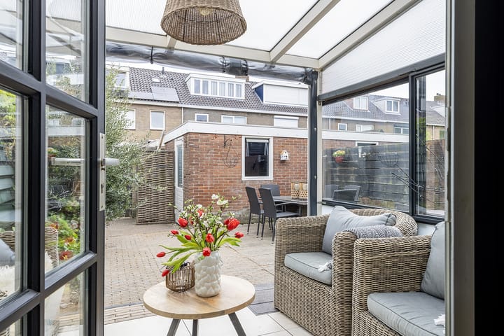 Foto 14 van Lippestraat 15