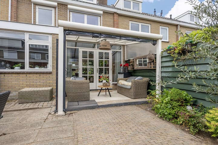 Foto 18 van Lippestraat 15