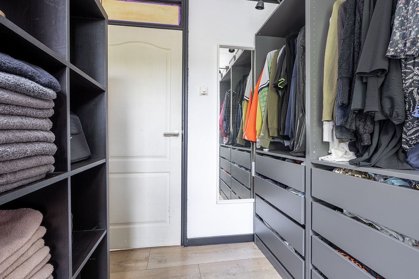 Foto 34 van Lippestraat 15