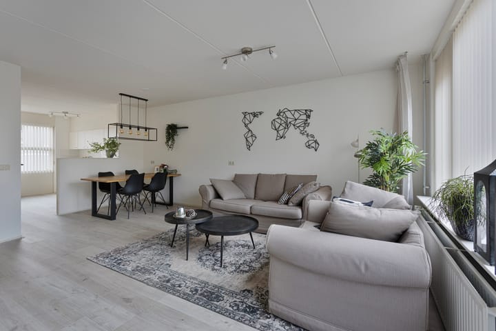 Foto 10 van Doornenburgallee 17