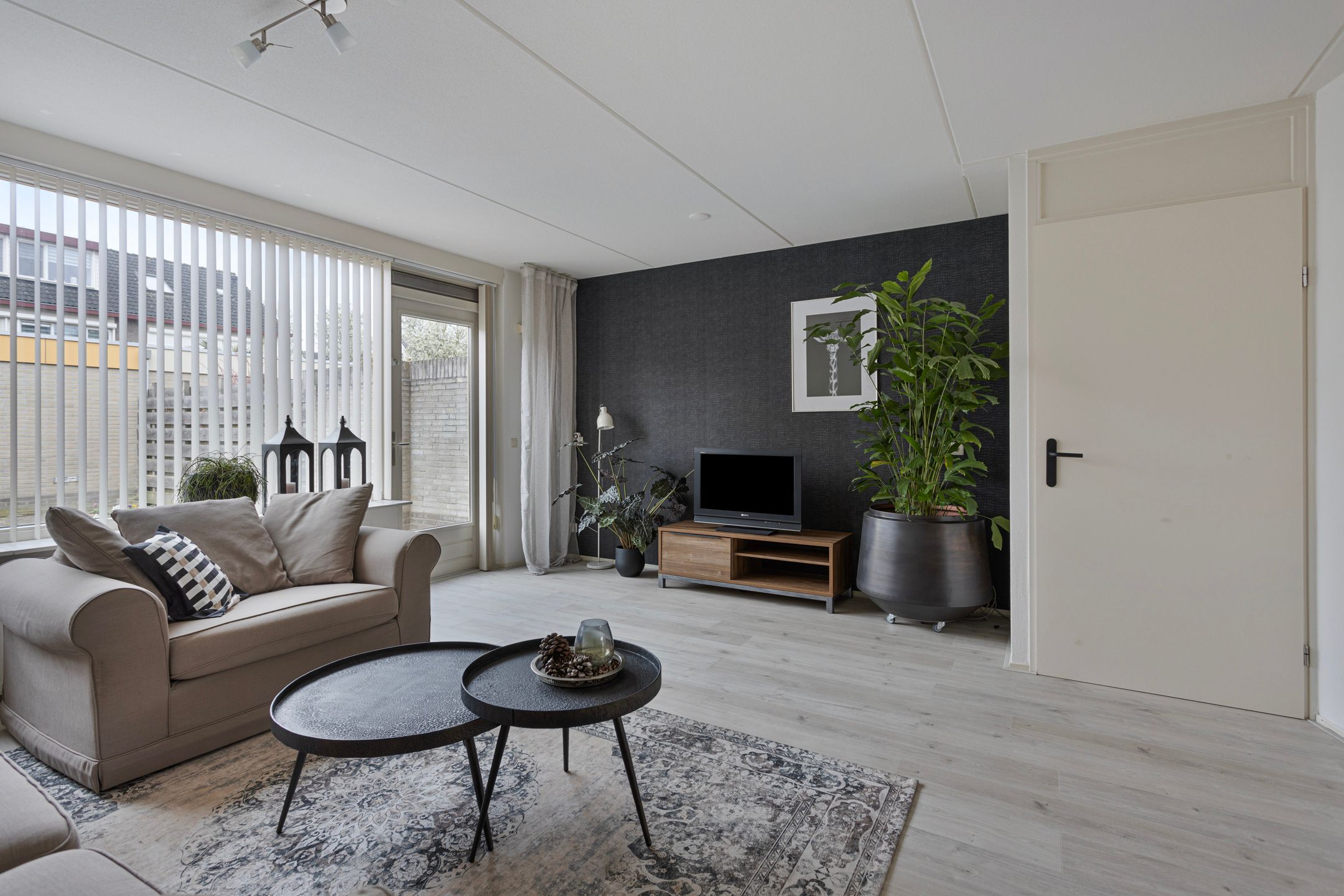 Foto 12 van Doornenburgallee 17