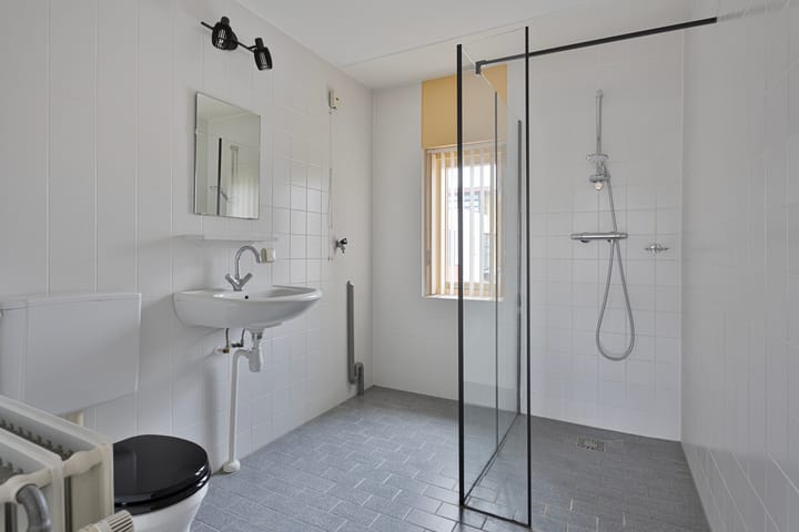 Foto 20 van Doornenburgallee 17