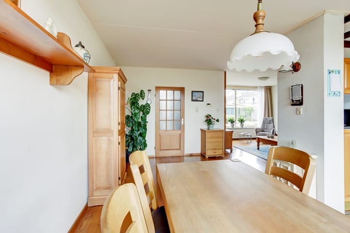 Photo 10 of Aardebaan 12