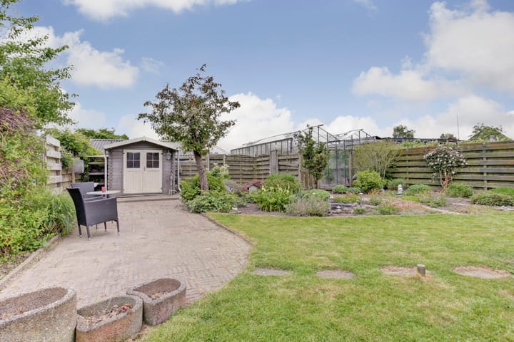 Photo 32 of Aardebaan 12