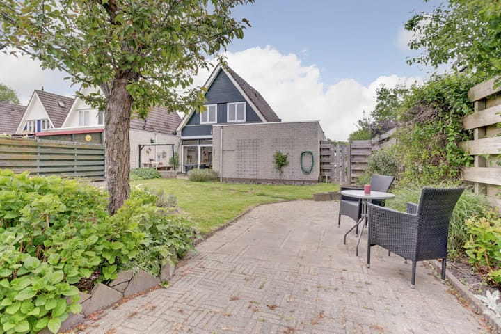 Photo 33 of Aardebaan 12