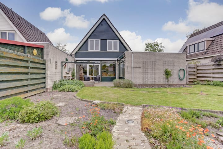 Photo 34 of Aardebaan 12