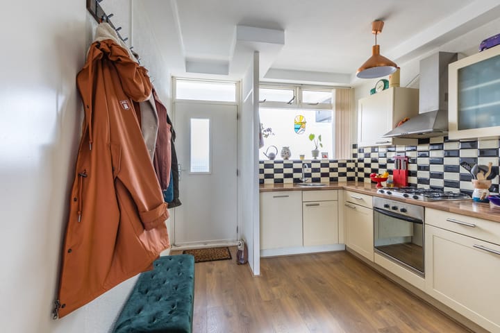 Foto 11 van Oost-Dorsch 87