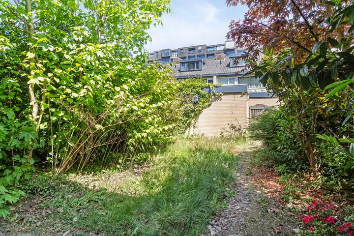 Foto 17 van Rechterenstraat 54