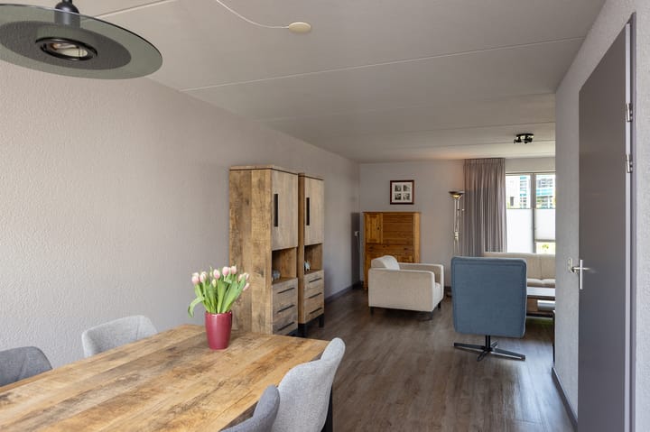 Photo 6 of Bleekenweg 84