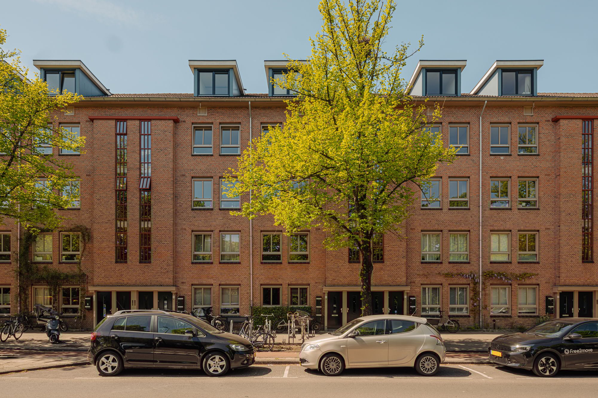 Photo 6 of Willem de Zwijgerlaan 243-A