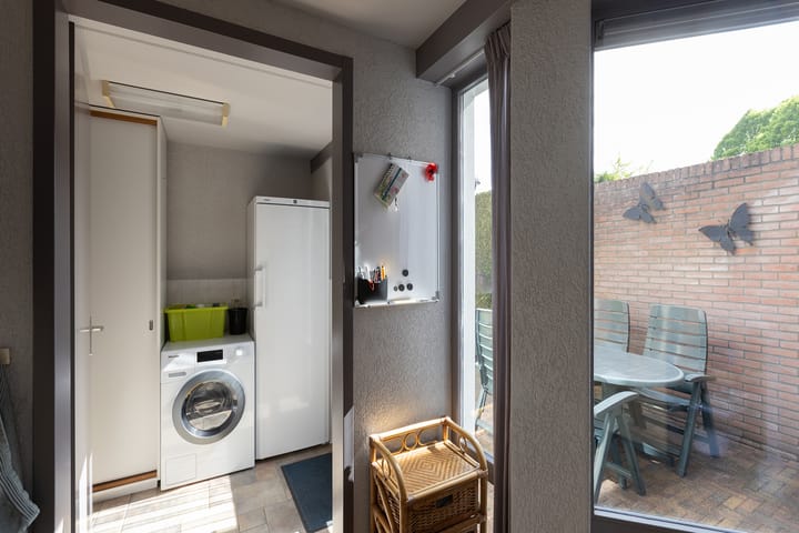 Photo 9 of Bleekenweg 84