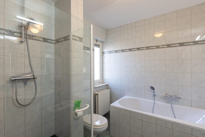 Photo 22 of Bleekenweg 84