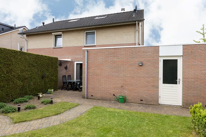 Photo 31 of Bleekenweg 84