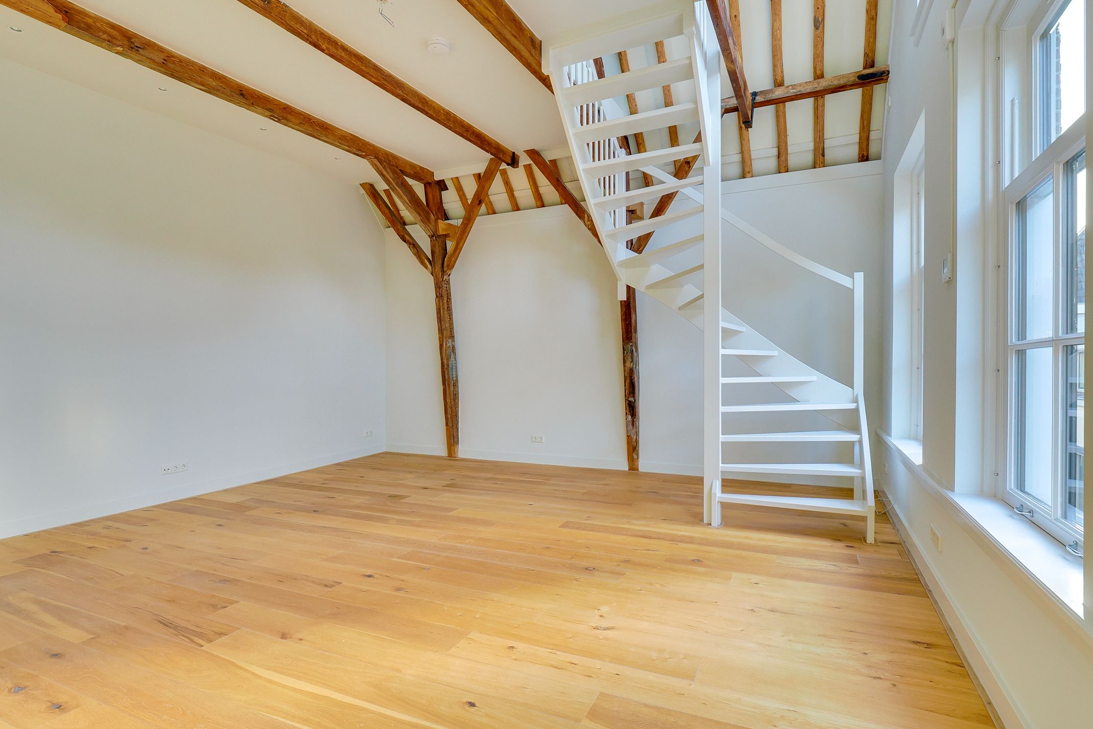 Foto 18 van Lange Lauwerstraat 36-A