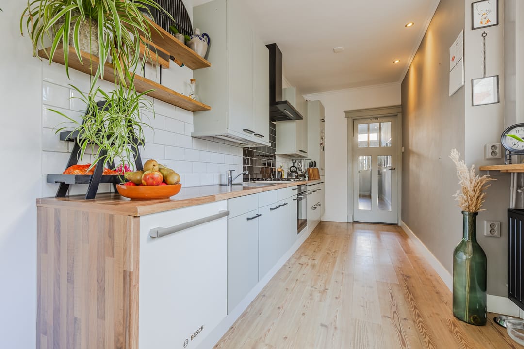 Photo 11 of Wassenaarstraat 41